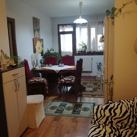 Apartament 2Camere - Prima Casa Floreşti Esterno foto