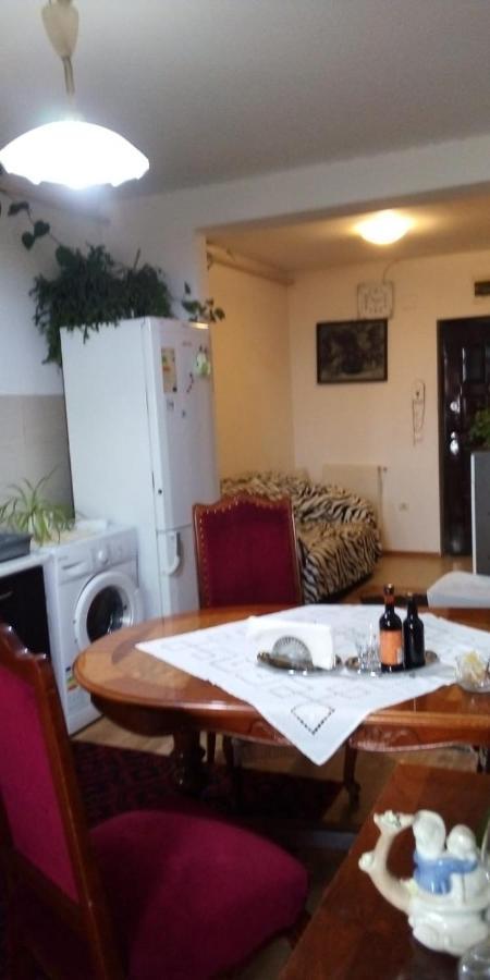 Apartament 2Camere - Prima Casa Floreşti Esterno foto